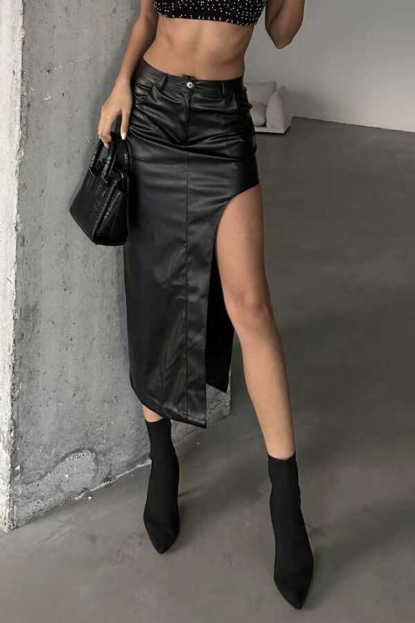 Модерна дълга кожена пола в черно PO117