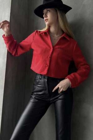 Елегантно дамско сако в червено V155