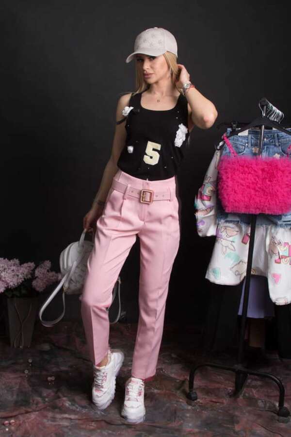 Модерен дамски панталон в розово DP155
