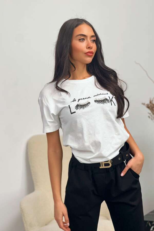 Бяла тениска "LOOK" с  камъни B434